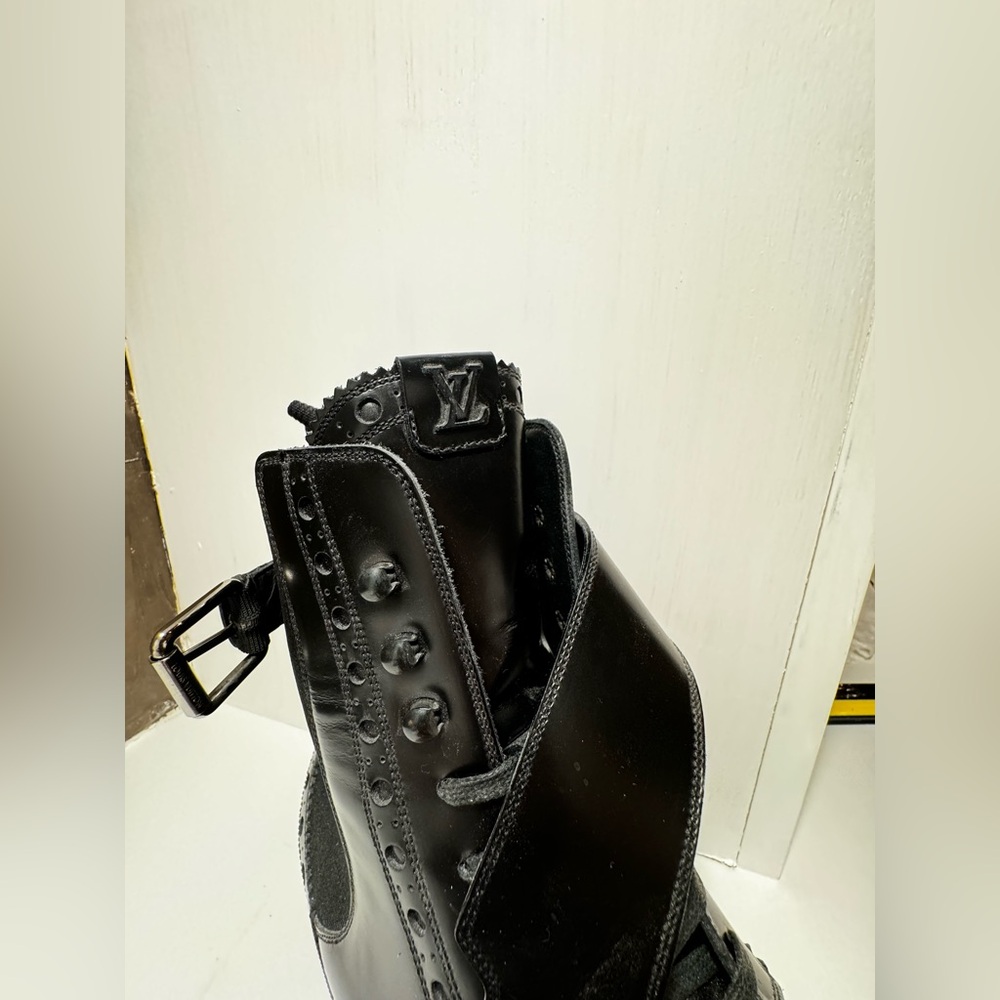Louis Vuitton Black Leather Brogue Combat Boots - Picture 4 of 4